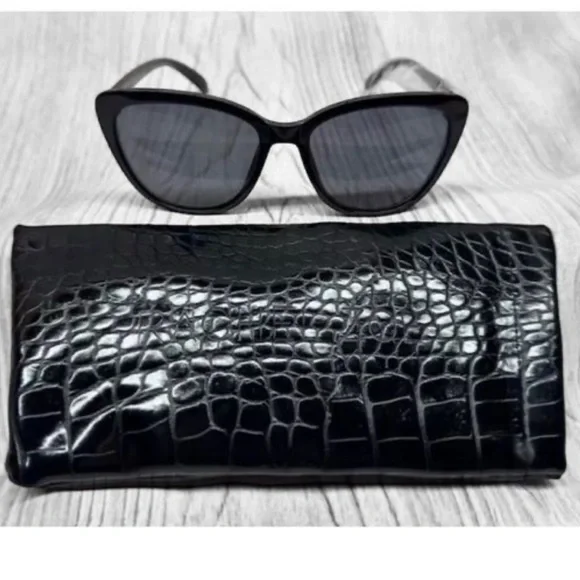 Rachel Zoe Elegant Dark Sunglasses display picture 1